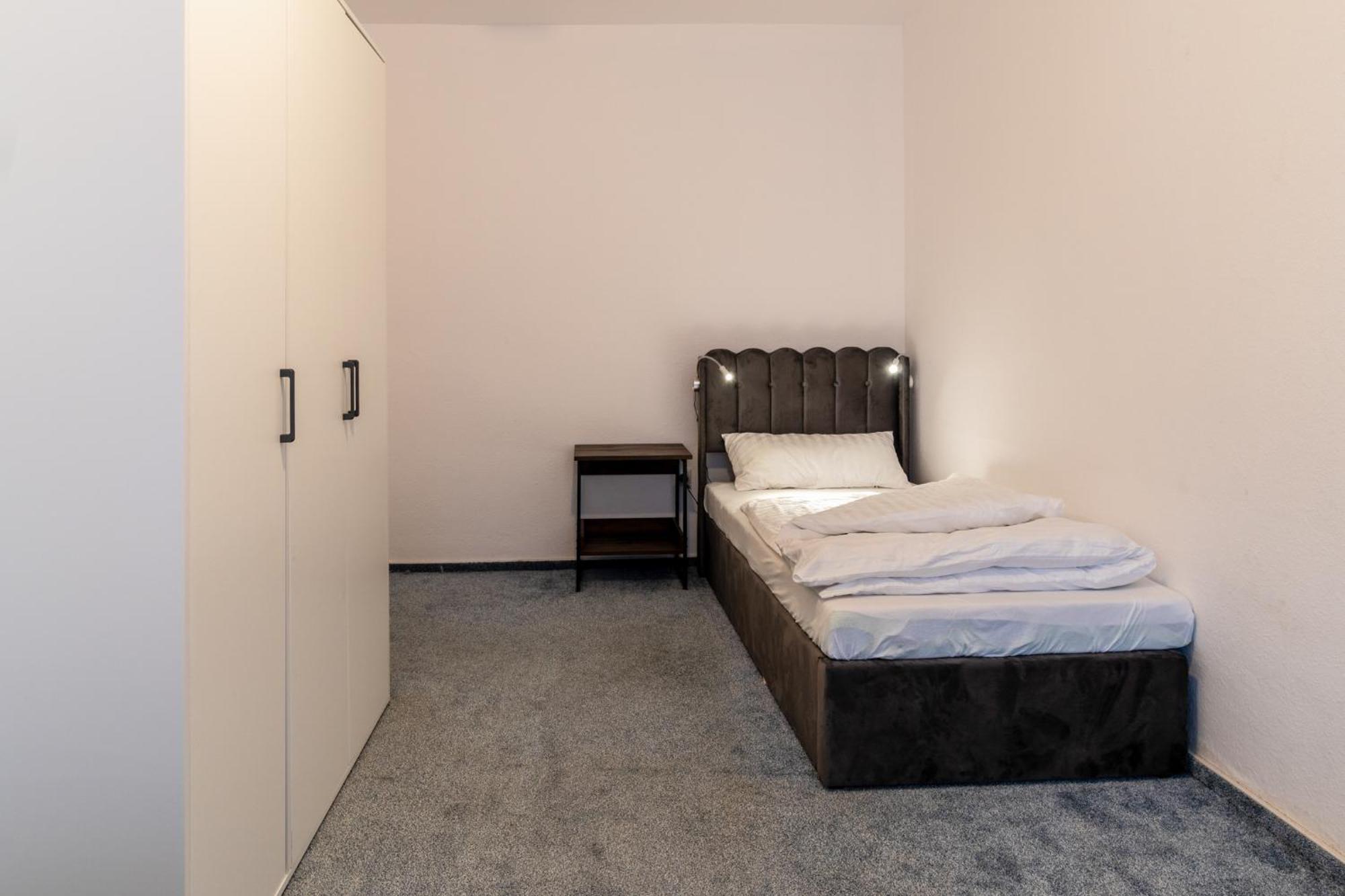 Smile Apartment Tiddische Exteriör bild