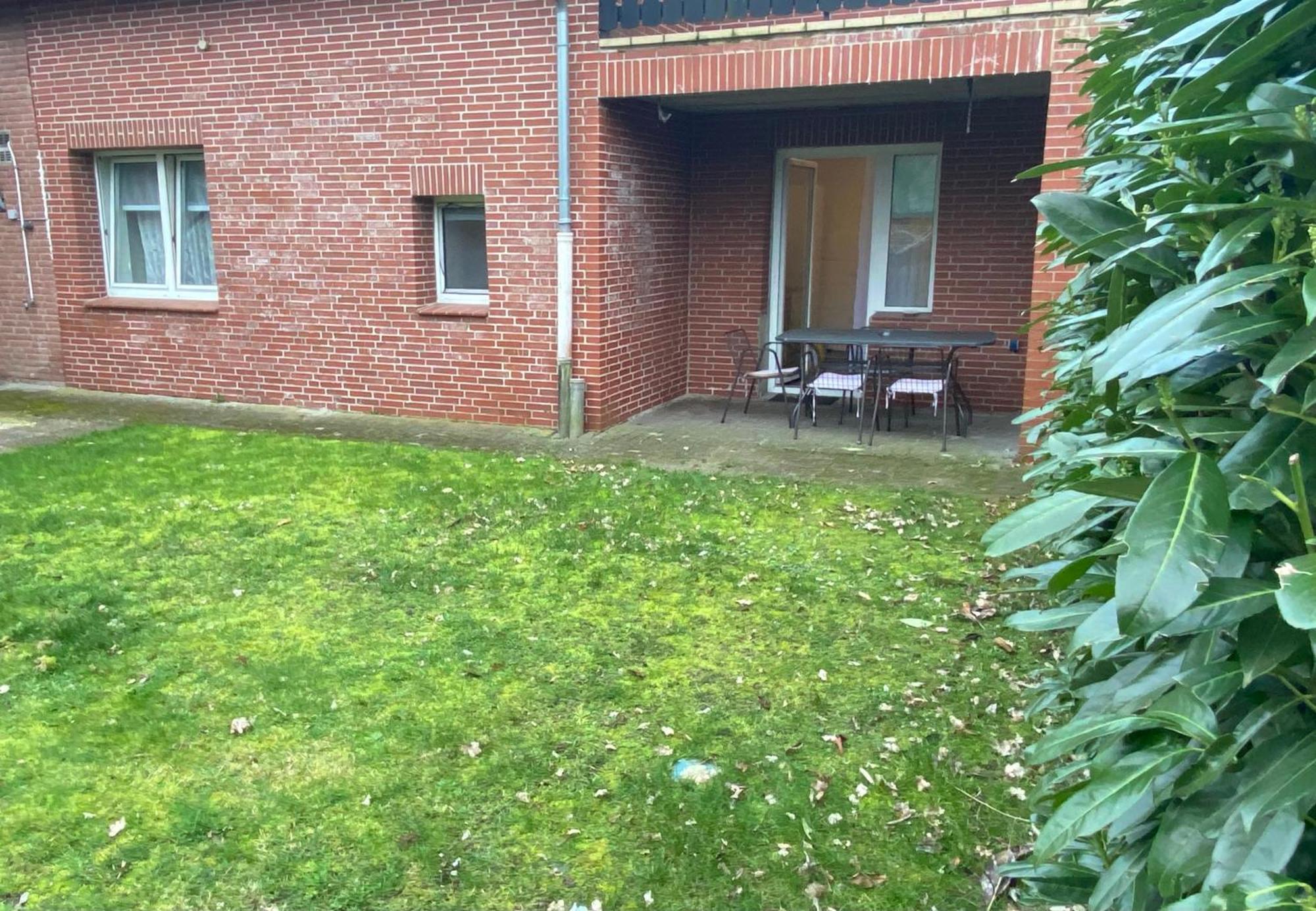 Smile Apartment Tiddische Exteriör bild